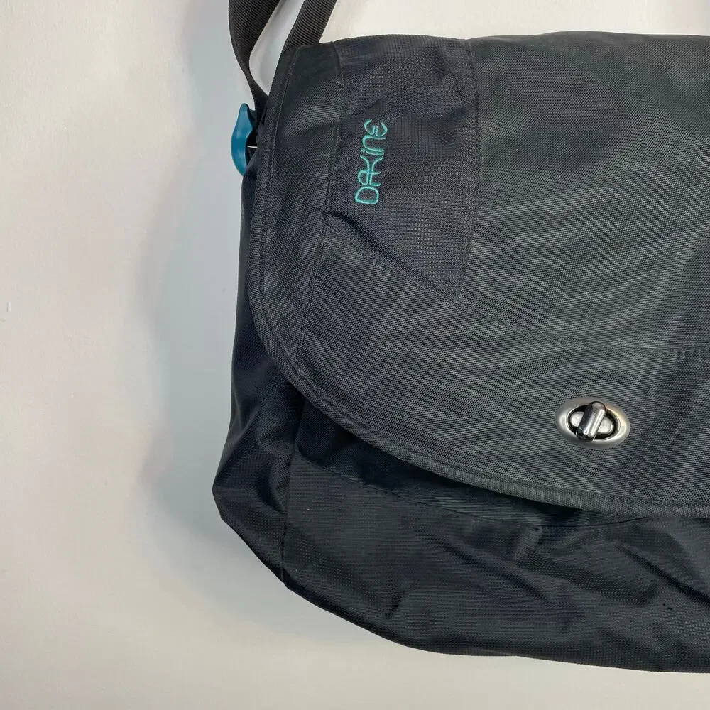 Dakine Brooke Black Animal Print Nylon Canvas Laptop Messenger Bag Travel Work
